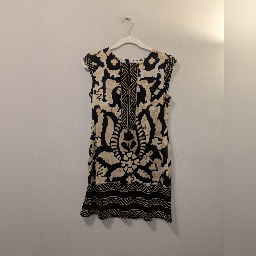 Alfani Women's Top Size Small Black And Tan Patterned